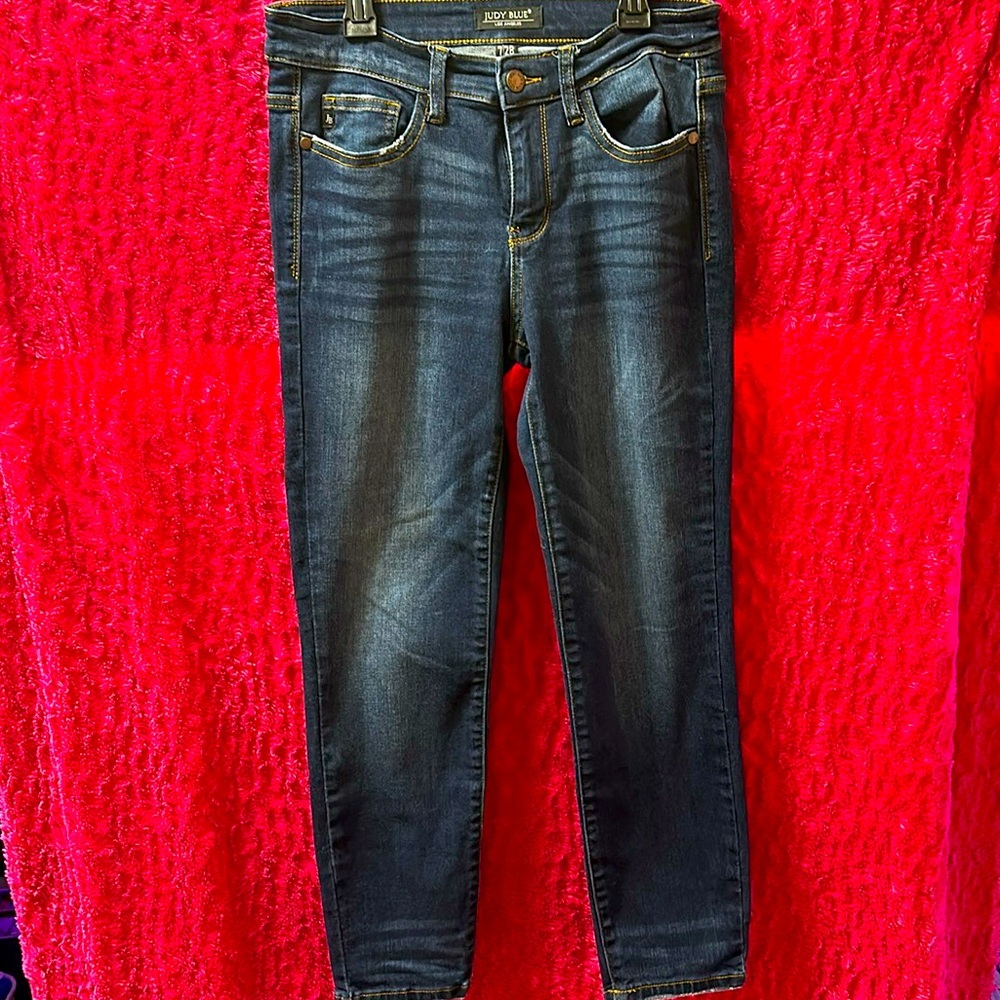 Judy blue relaxed fit size 28